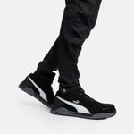 Pantalón Outdoor Negro Spandex Puma, detalle puño pantalon