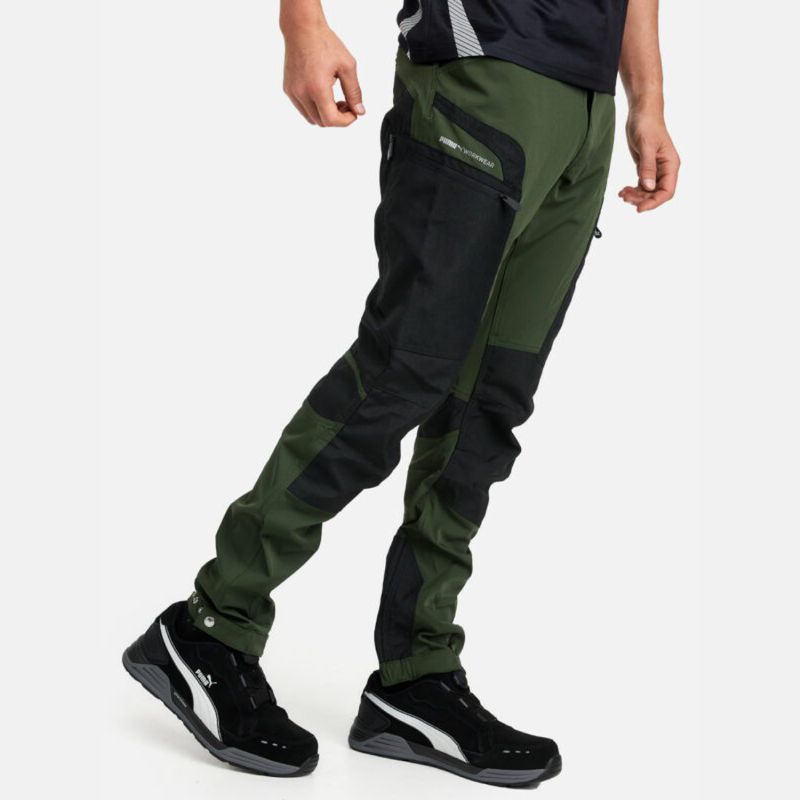 Pantalón Outdoor Verde Spandex Puma, vista lateral derecha