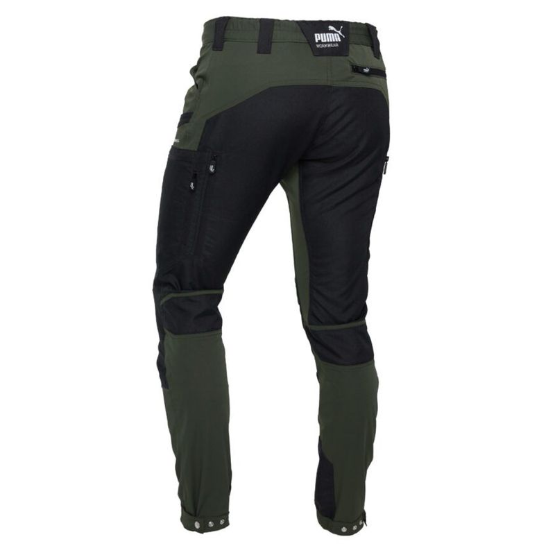 Pantalón Outdoor Verde Spandex Puma, vista trasera fondo blanco